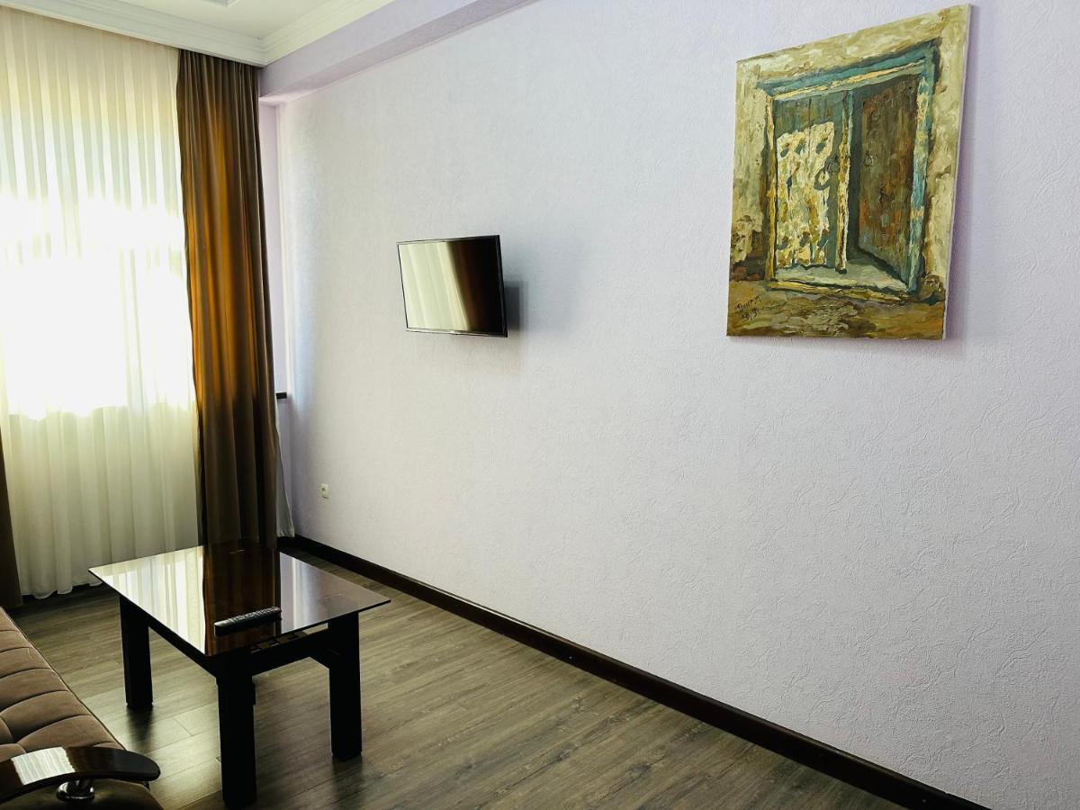 Grand Art Premium Hotel Tasjkent Eksteriør bilde